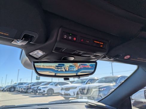 Used 2024 Chevrolet Corvette Stingray Coupe w/ Z51 Performance Package image 23