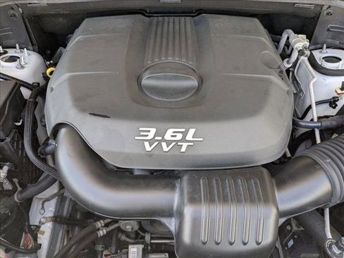 Used 2014 Jeep Grand Cherokee Limited AWD/4WD image 23