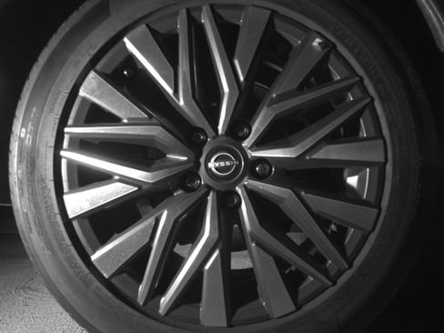 Used 2025 Nissan Altima 2.5 SV image 15