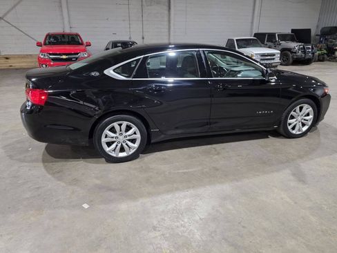 Used 2019 Chevrolet Impala LT FWD image 12