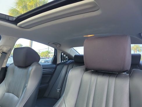 Used 2018 Honda Accord EX-L image 21