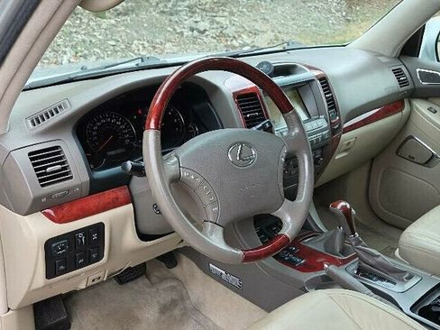 Used 2009 Lexus GX 470 image 8