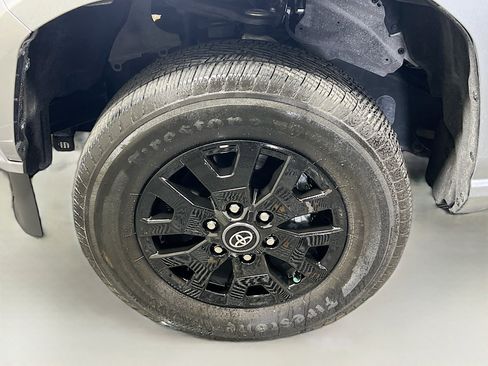Used 2024 Toyota Tacoma SR5 image 34