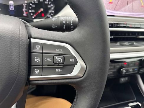 Used 2024 Jeep Compass Limited w/ Sun and Sound Group image 36