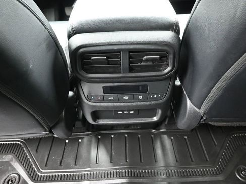 Certified 2024 Honda Pilot EX-L image 23