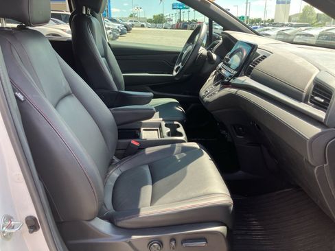 Used 2024 Honda Odyssey Sport image 34
