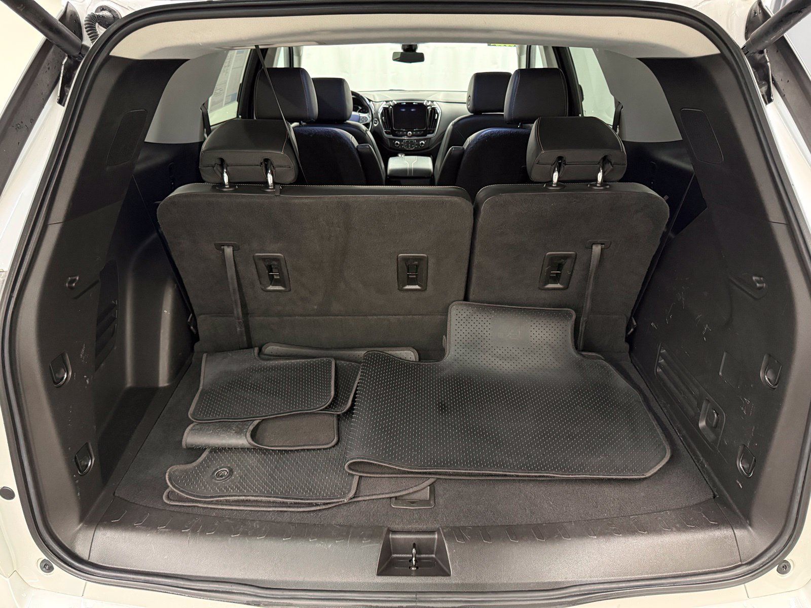 Used 2021 Chevrolet Traverse Premier AWD/4WD image 5