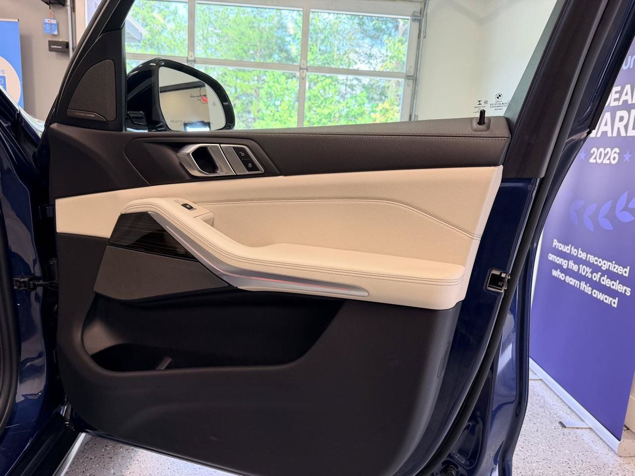 Used 2019 BMW X5 xDrive40i w/ Executive Package AWD/4WD image 25