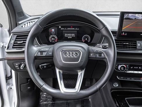 Used 2023 Audi Q5 2.0T Premium Plus w/ Premium Plus Package AWD/4WD image 13