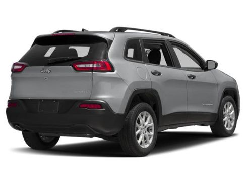 Used 2015 Jeep Cherokee Sport w/ Sport Appearance Group image 5