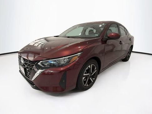 Used 2024 Nissan Sentra SV image 3