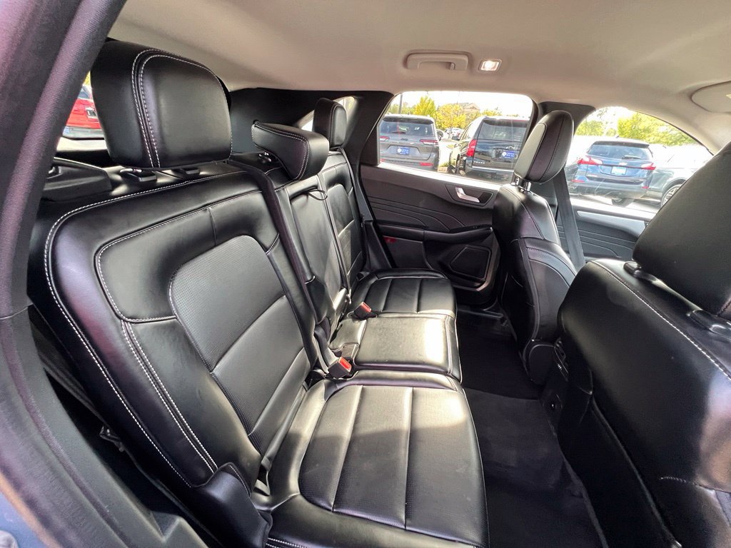 Used 2024 Ford Escape Platinum AWD/4WD image 25