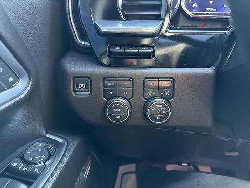 Used 2025 Chevrolet Silverado 3500 LTZ w/ LTZ Convenience Package image 18