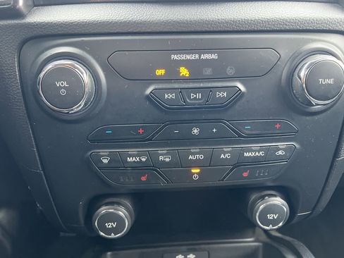 Used 2019 Ford Ranger Lariat w/ Equipment Group 501A Mid image 27