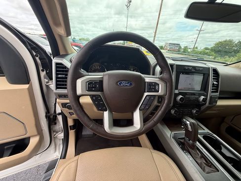 Used 2018 Ford F150 Lariat w/ Equipment Group 502A Luxury AWD/4WD image 16