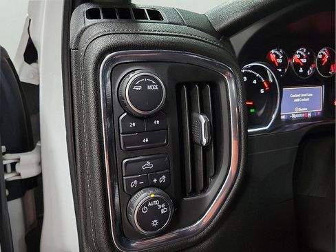 Used 2021 Chevrolet Silverado 2500 LT w/ Z71 Off-Road Package image 13