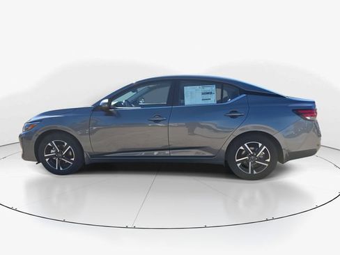 New 2025 Nissan Sentra SV image 6