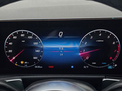 New 2026 Mercedes-Benz GLB 250 4MATIC image 39