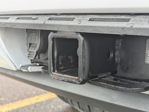 Used 2019 GMC Yukon SLT image 34