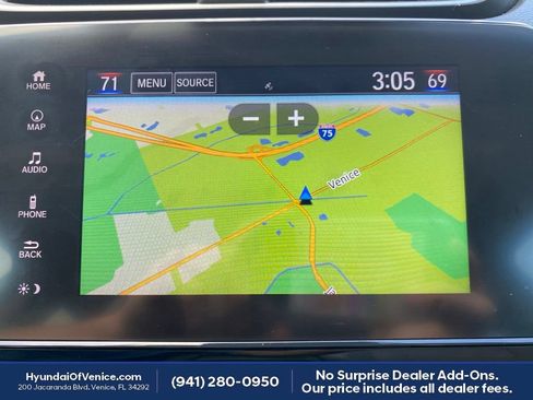 Used 2017 Honda CR-V Touring image 6