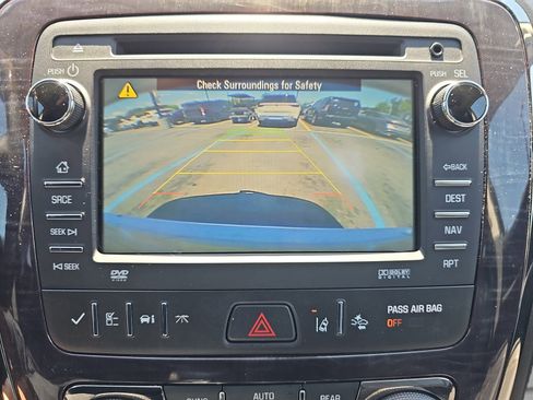 Used 2015 Buick Enclave Premium w/ Experience Buick Package FWD image 25