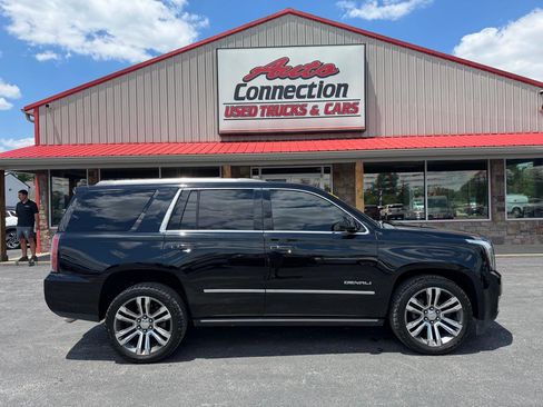 Used 2018 GMC Yukon Denali w/ Denali Ultimate Package AWD/4WD image 3