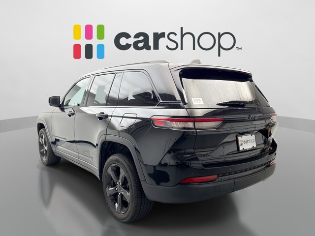 Used 2023 Jeep Grand Cherokee Altitude AWD/4WD image 3