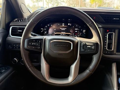 Used 2022 GMC Yukon Denali image 14