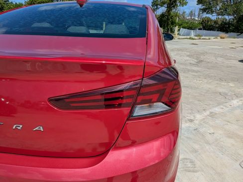 Used 2020 Hyundai Elantra Value Edition w/ Cargo Package (C1) FWD image 11