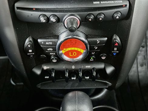Used 2016 MINI Cooper Countryman FWD image 21