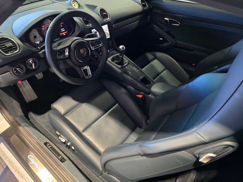 Used 2024 Porsche 718 Cayman GT4 image 3