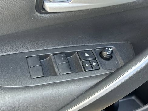Used 2024 Toyota Corolla SE w/ SE Premium Package FWD image 14