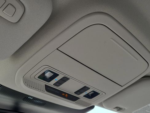 Used 2026 Ford Explorer Platinum w/ LUX Leather Package image 27