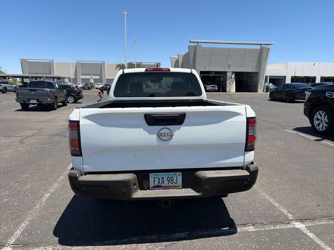 Used 2022 Nissan Frontier S w/ Technology Package RWD image 5