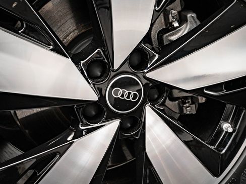 New 2025 Audi A5 2.0T Premium image 8