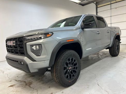 New 2026 GMC Canyon Elevation w/ Convenience Package image 11