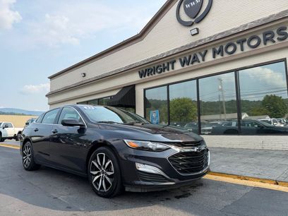 Used 2023 Chevrolet Malibu RS w/ LPO, Floor Liner Package