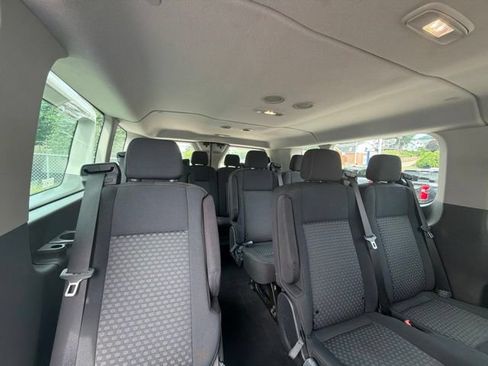 Used 2022 Ford Transit 350 XLT RWD image 19
