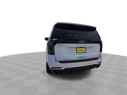 Used 2026 Chevrolet Tahoe Premier w/ Sun And Tow Package AWD/4WD image 7