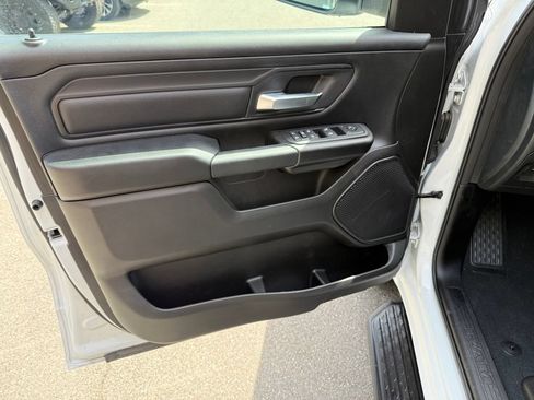 New 2026 RAM 1500 Express AWD/4WD image 21