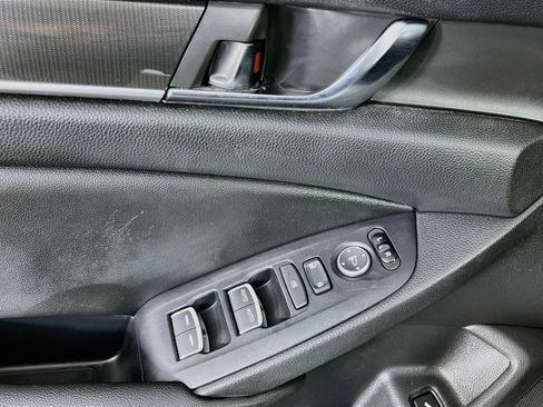 Used 2020 Honda Accord Sport image 23