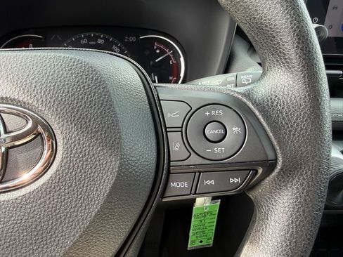 Certified 2025 Toyota RAV4 LE image 19