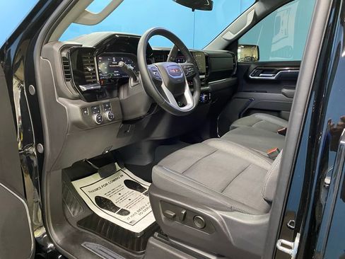 Used 2024 GMC Sierra 1500 Elevation image 14