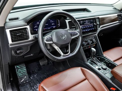Used 2022 Volkswagen Atlas SE AWD/4WD image 25
