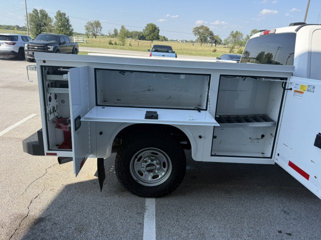 Used 2020 Ford F350 XL AWD/4WD image 14