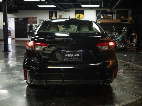 Used 2023 Toyota Corolla SE w/ Carpet Mat Package (TMS) FWD image 6