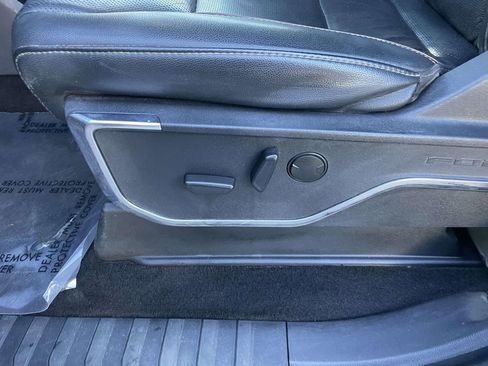 Used 2021 Ford F150 Lariat w/ Trailer Tow Package image 29