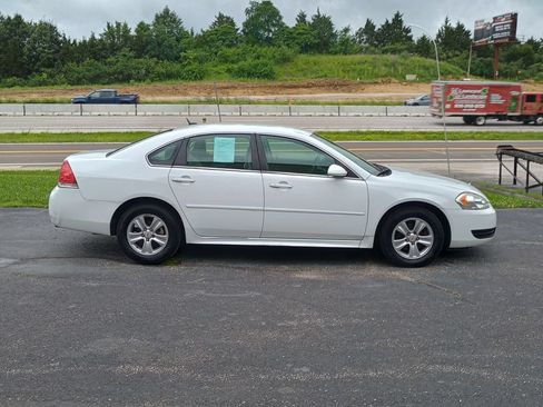 Used 2014 Chevrolet Impala Limited LS FWD image 6