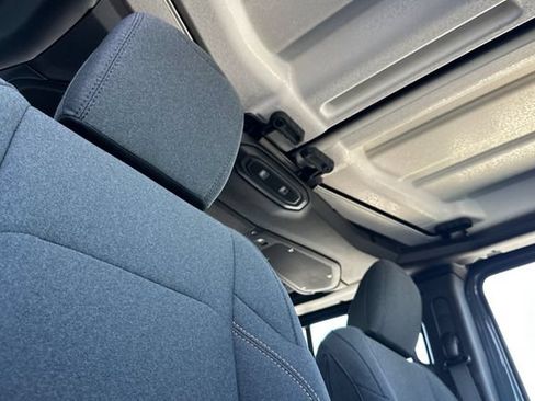 New 2026 Jeep Gladiator Sport AWD/4WD image 15