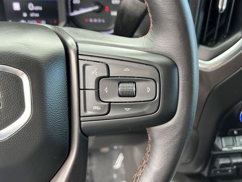 Used 2022 GMC Sierra 1500 AT4 w/ AT4 Premium Package AWD/4WD image 35